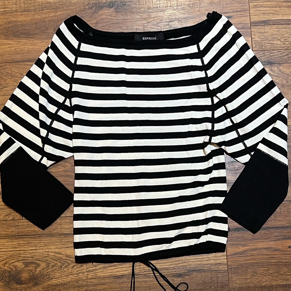 Express Long Sleeve Top Size Small